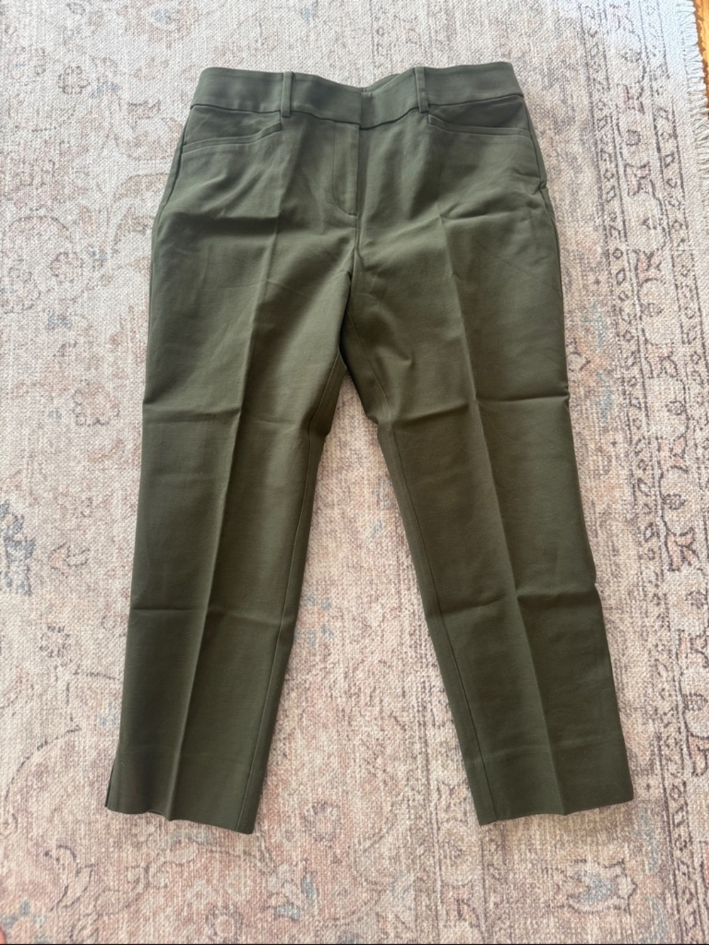 LOFT Men's Olive Green Chinos